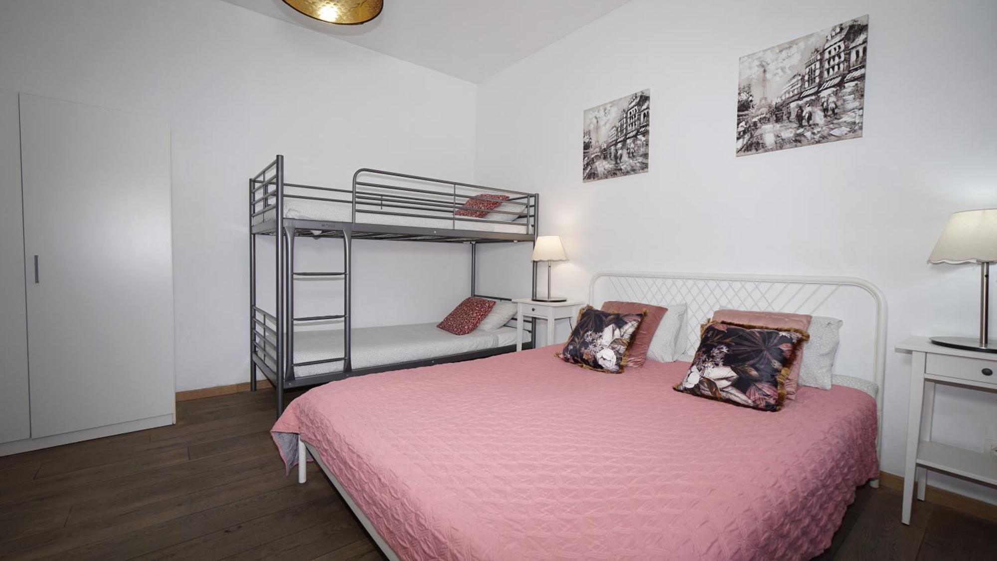 Brial Apartment 2 Bedrooms, アントウェルペン エクステリア 写真