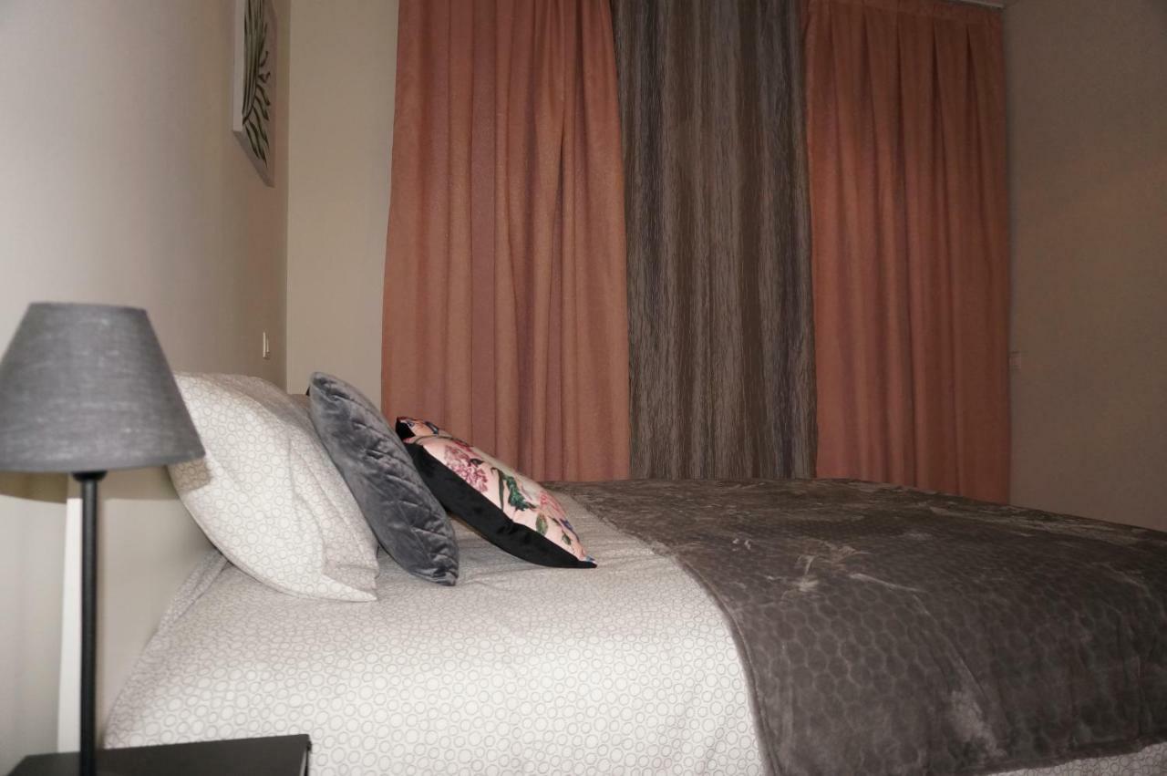 Brial Apartment 2 Bedrooms, アントウェルペン エクステリア 写真