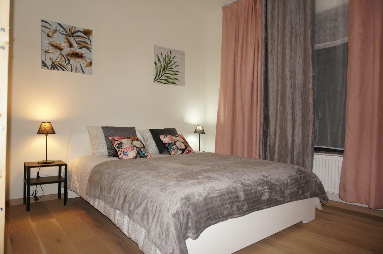 Brial Apartment 2 Bedrooms, アントウェルペン エクステリア 写真
