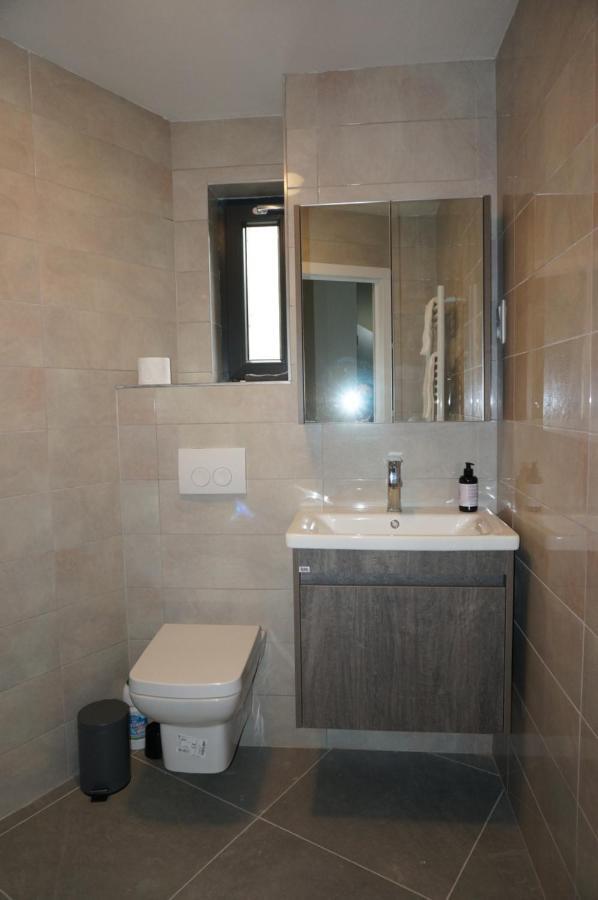 Brial Apartment 2 Bedrooms, アントウェルペン エクステリア 写真