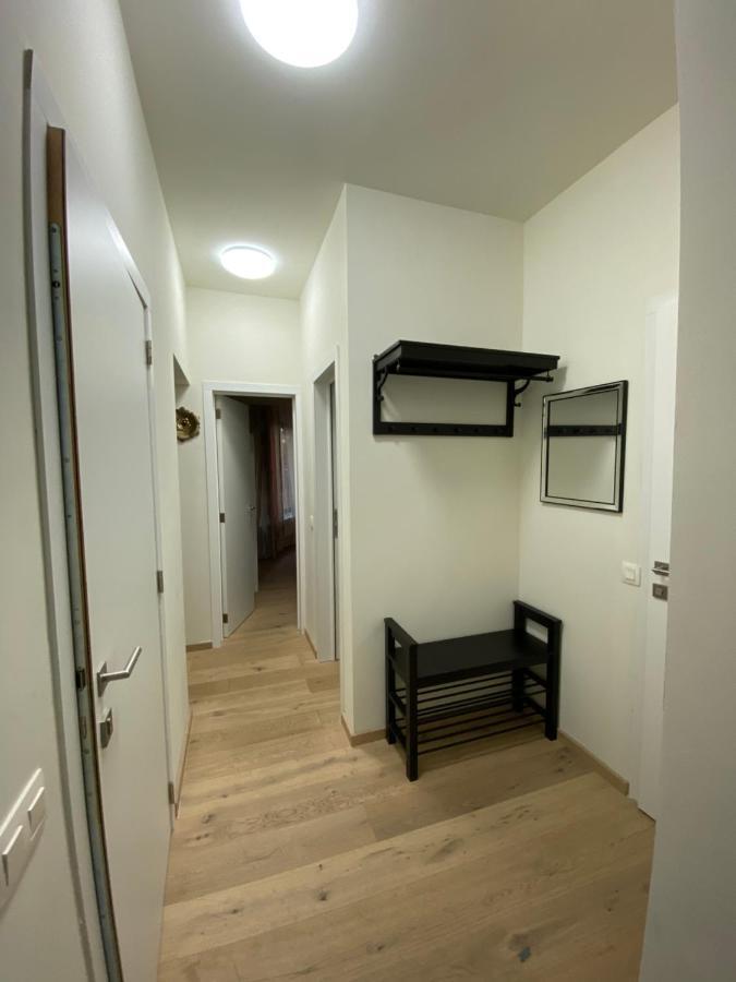 Brial Apartment 2 Bedrooms, アントウェルペン エクステリア 写真