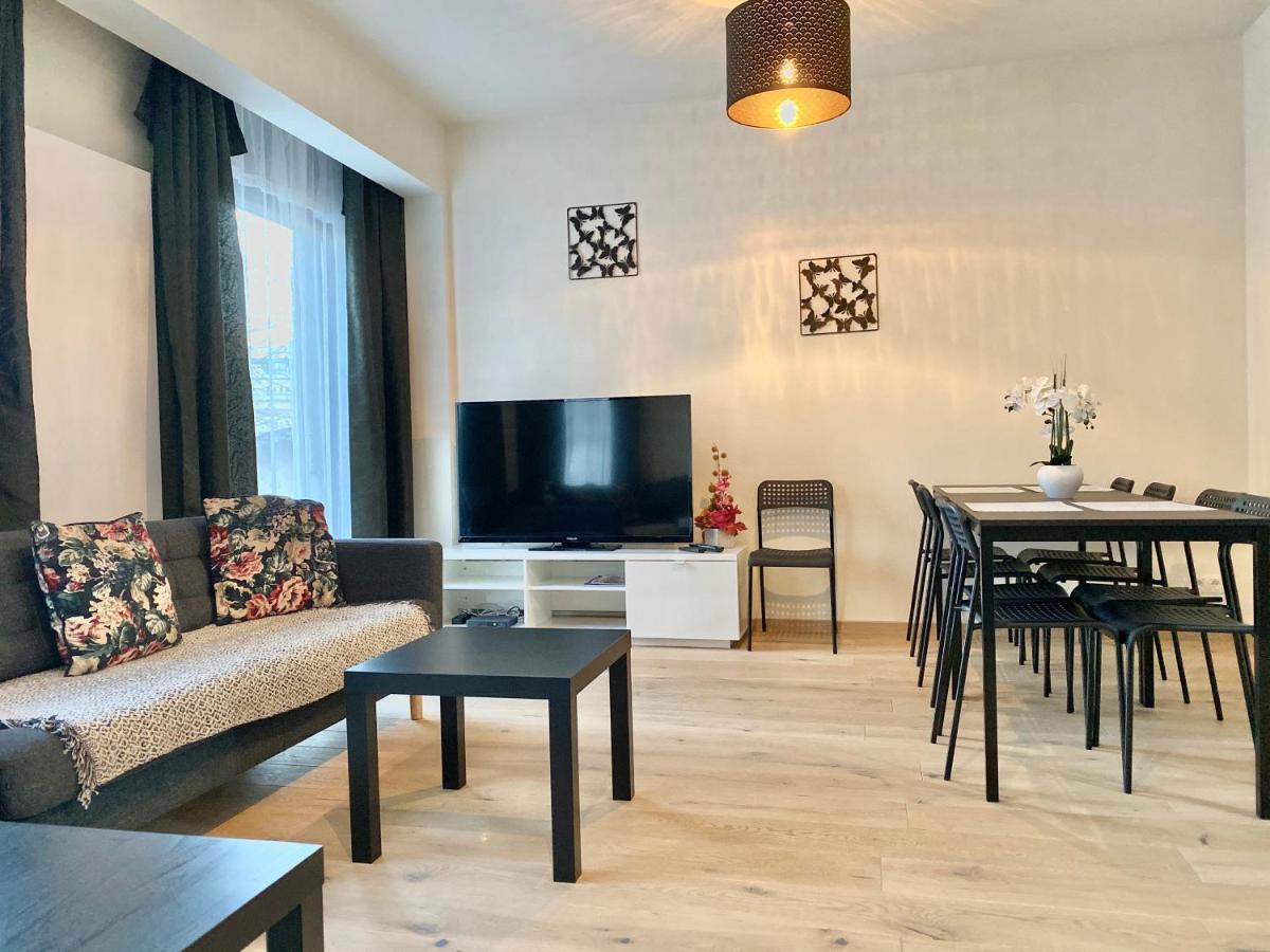 Brial Apartment 2 Bedrooms, アントウェルペン エクステリア 写真